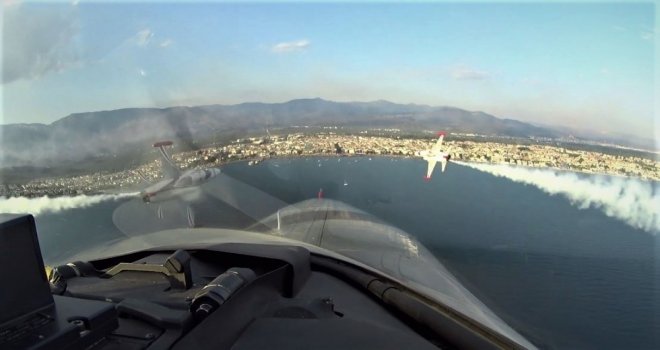 Türk Yıldızları Gösterisinin Kokpit Görüntüleri Nefesleri Kesti