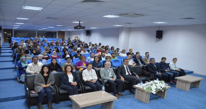 “Görsel Kültür Kuramının İlk Ve Ortaokul Görsel Sanatlar Derslerinde Uygulanması” Çalıştayı Başladı