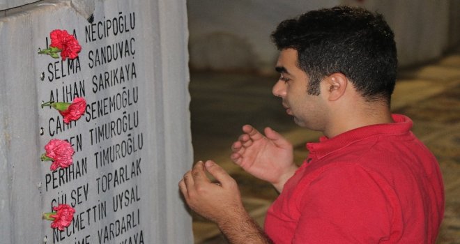 Yalova Depreminin 19Uncu Yıl Dönümü Dualar İle Anıldı