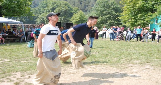 Küçükoğlu Holding Çalışanları Piknikte Stres Attı