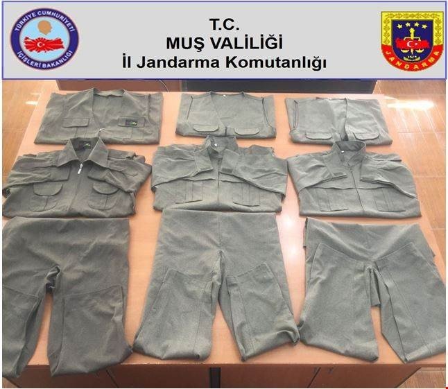 Arazi Taramasında Terörist Kıyafeti Ele Geçirildi