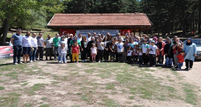 Otomobil Tutkunları Simavda Buluştu