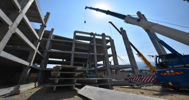 Güzelyurt Pazar Yeri Hızla Yükseliyor