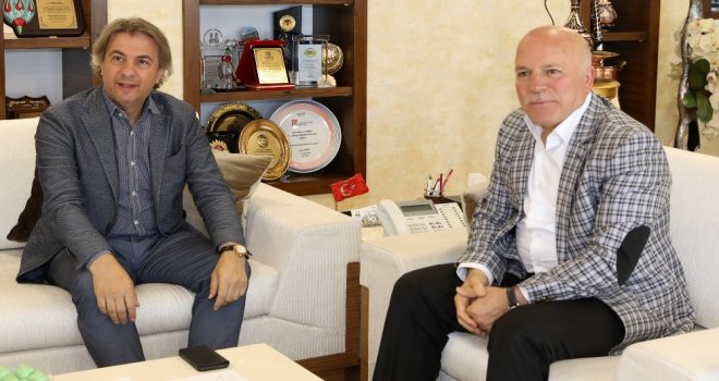 Beyoğlu Belediye Başkanı Demircandan Başkan Sekmene Övgü