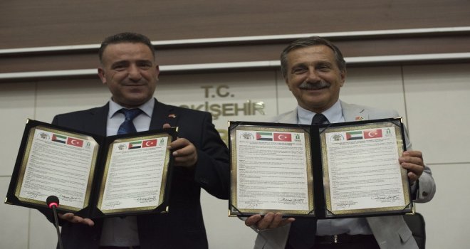 Tepebaşı İle Salfeet Kardeş Şehir Oldu