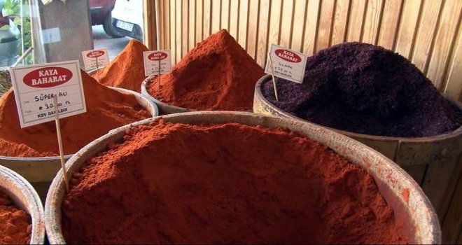 Sarımsak, Baharat Ve Bağırsak Fiyatlarına Yüzde 10 İndirim Geldi