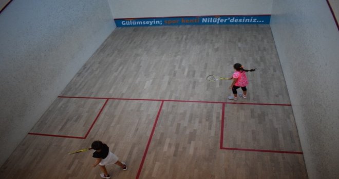 Nilüfer Squash Türkiye Şampiyonasına Ev Sahipliği Yapıyor
