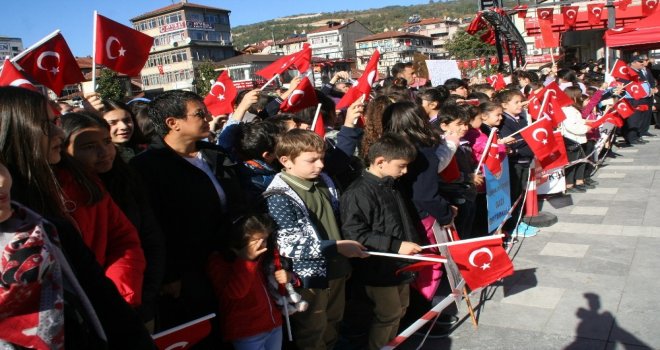 Devrekte Cumhuriyet Bayramı Coşku İçinde Kutlandı