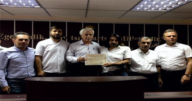 Başkan Topraka Teşekkür Plaketi