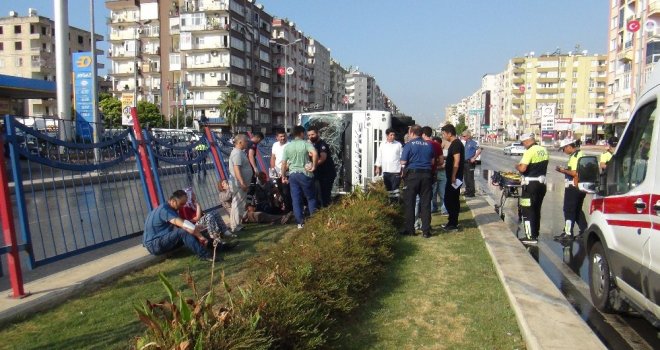 Yolcu Minibüsü Devrildi: 12 Yaralı