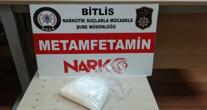 Bitliste Yarım Kilo Metamfetamin Ele Geçirildi