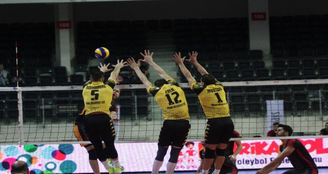 4. Allways Tsyd İzmir Voleybol Turnuvası: Arhavi Belediye: 3 - Galatasaray: 2