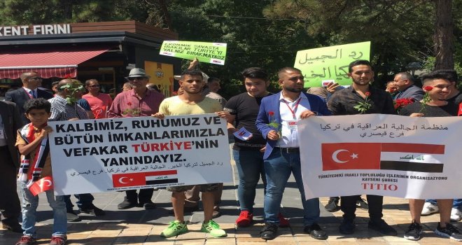 Kayseride Yaşayan Iraklılar Sembolik Dolar Yaktı