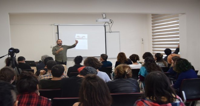 Sanat Yönetmeni Öztürk Düzce Üniversitesi Öğrencileriyle Buluştu