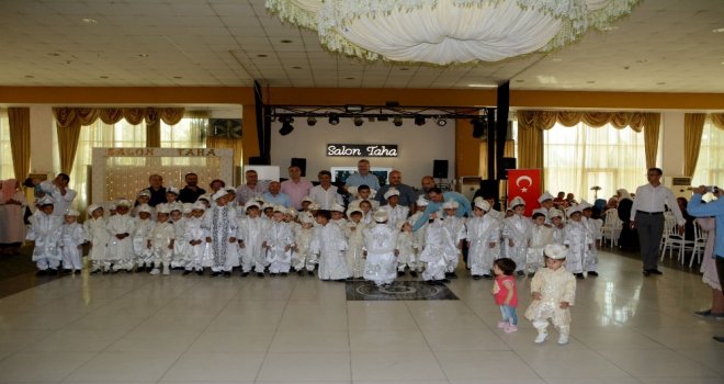 Karacabey Belediyesinden Toplu Sünnet Şöleni