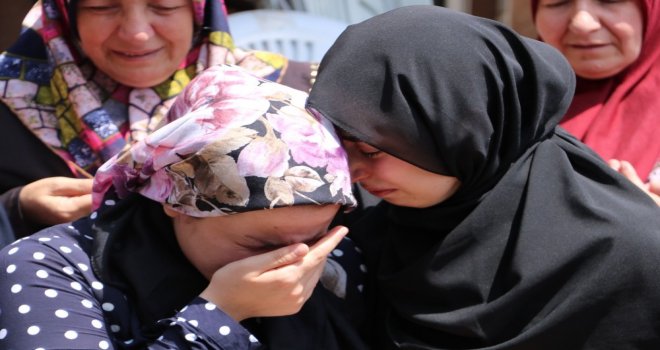 Pkknın Bombalı Saldırısında Şehit Olan Anne Ve Bebeği Son Yolculuğuna Uğurlanıyor