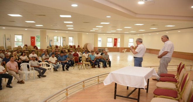 Dinar Belediyesinde Çalışan 122 İşçi Sendikaya Üye Oldu