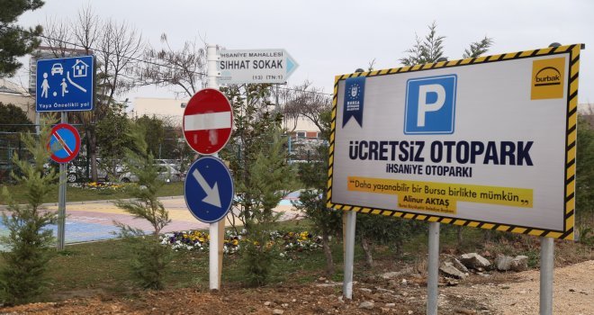 Ücretsiz Otoparkta Ucuz Siyaset