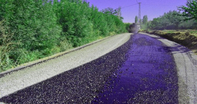 Battalgazi Belediyesi 30 Sokakta Asfalt Çalışmasını Sürdürüyor