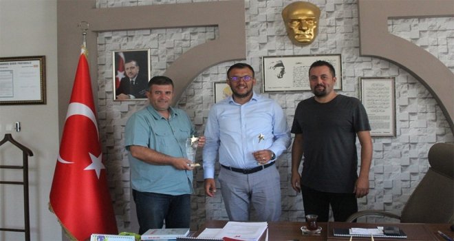 Başkan Yavaşa Teşekkür Plaketi