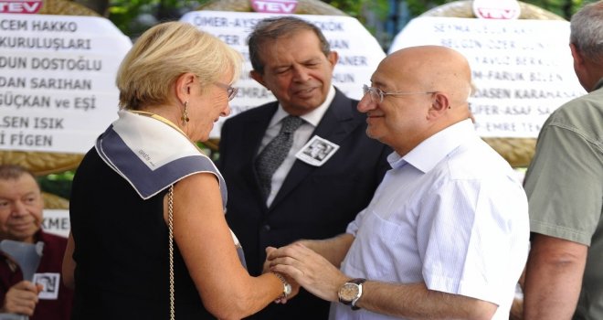 Gazeteci Güngör Uras Son Yolculuğuna Uğurlandı