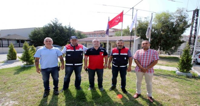 Bayraklı 17 Ağustosu Unutmadı