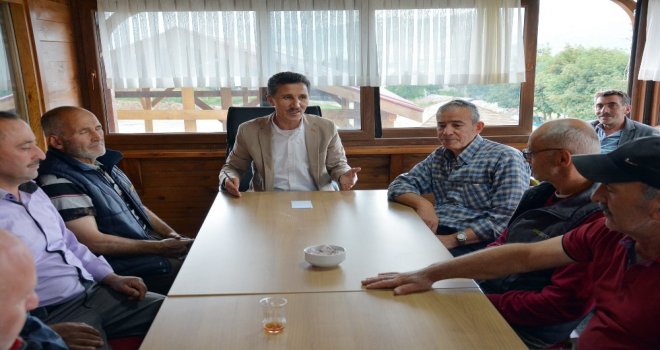 Başkan Kaya Çambaşı Esnafıyla Toplantı Yaptı