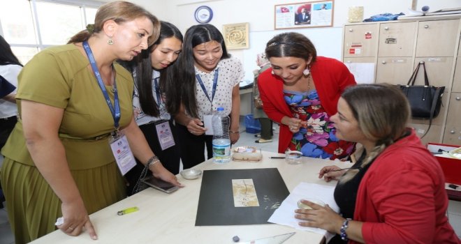 Azerbaycanlı Yerel Yönetici Kadınlar Ko-Meke Hayran Kaldı