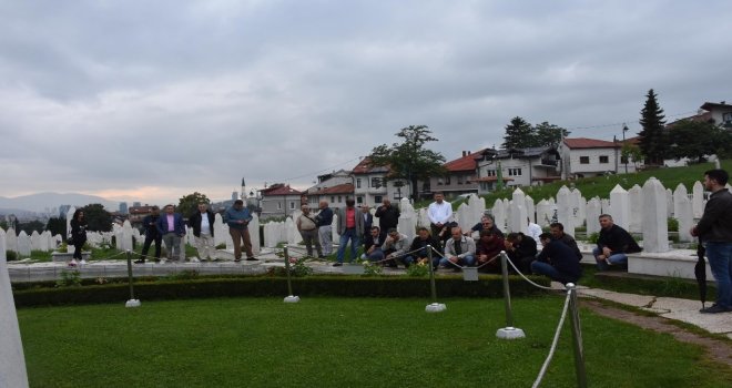 Şehzadeler Belediyesi Ayvaz Dede Şenliklerine Katıldı