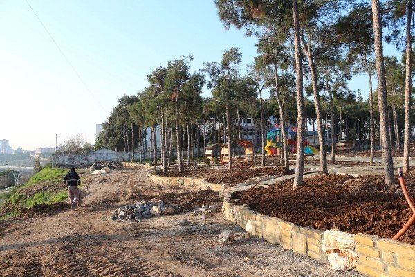 Peyzaj Sanatları Beyazevler Çamlığında Bütünleşiyor