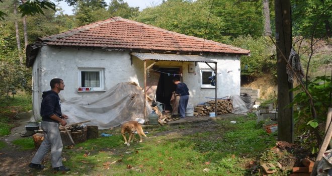 Bu Evde 6 Yıldır Elektrik Yok