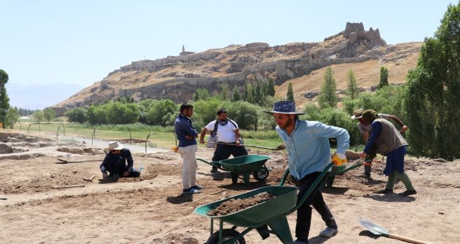 Vanda 5-6 Bin Yıl Boyunca Aynı Ev Tipleri Kullanılmış