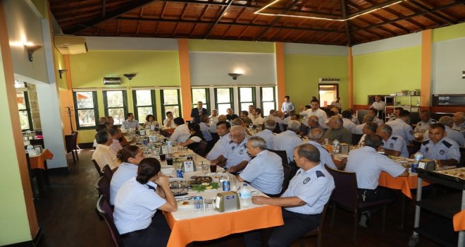 Başkan Çelikcan, Zabıtalarla Bir Araya Geldi