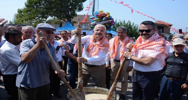 Torbalıda Keşkek Festivali İzdihamı
