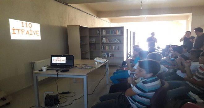 Kapaklı Halk Kütüphanesinde Çocuklara Yangın Eğitimi