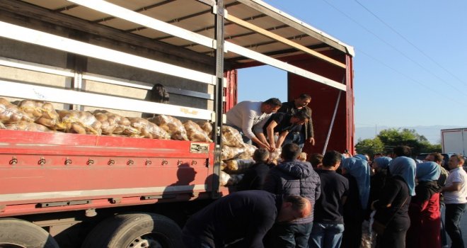 50 Kuruşa Satılan 120 Ton Patates Dakikalar İçinde Tükendi