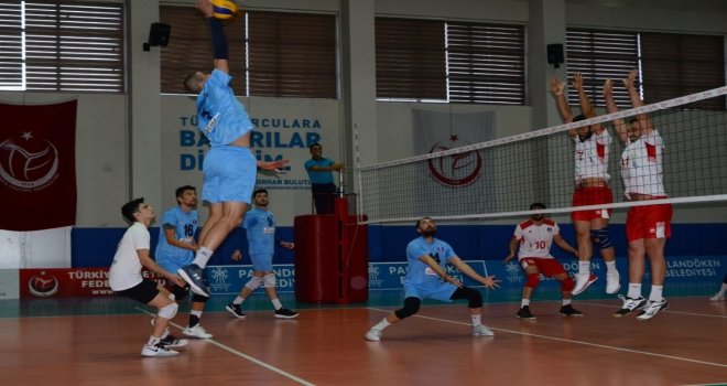 Palandöken Belediyespor Voleybol Takımı 2De 2 Yaptı