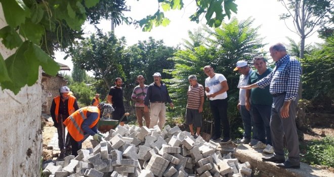 Başkan Ertürk Üst Yapı Çalışmalarını Yerinde İnceledi