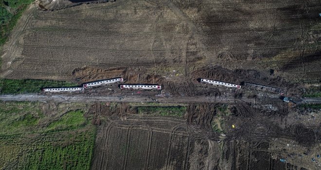 (Özel) Tren Faciası Sonrası Oluşan Enkaz, Havadan Görüntülendi