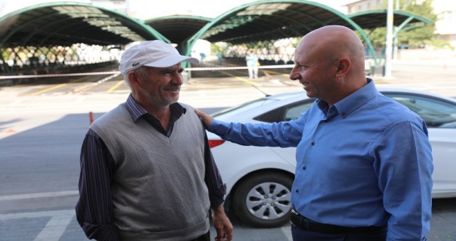 Başkan Çolakbayrakdar, Kurban Kesim Yerinde