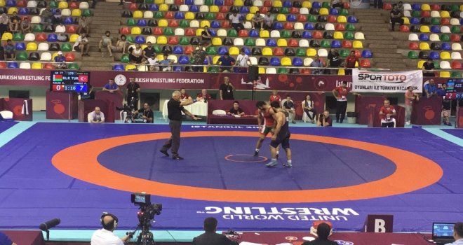 Kayseri Şekersporlu İki Milli Güreşçi Uluslararası Turnuvadan Altın Madalya  İle Döndü