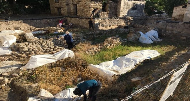 Çeşmenin 4 Bin Yıllık Tarihine Işık Tutacak Kazılar Yeniden Başladı