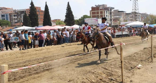 Turgutluda Rahvan At Heyecanı Yaşandı