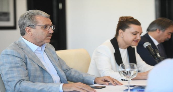 İzmirdeki Üniversite Ve Stklardan Ekonomi İçin Ortak Çalışma