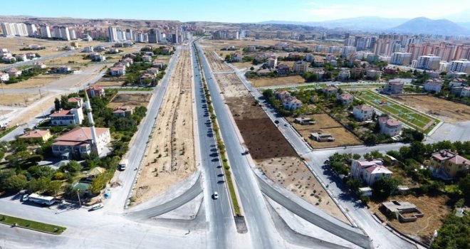 Melikgazide Sonbahar Ağaçlandırma Ve Çimlendirme Çalışmaları