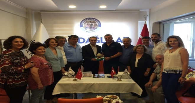 Saint-Josse Belediye Başkanı Emir Kırdan Emirdağlılar Vakfına Ziyaret