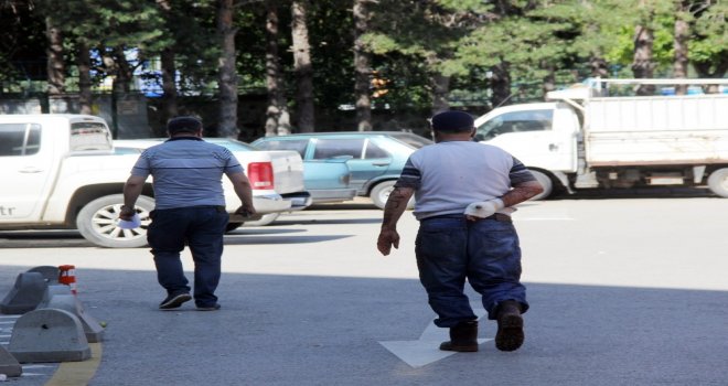 Erzurumda Acemi Kasaplar Hastaneleri Doldurdu