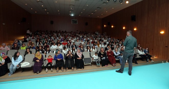 Van Büyükşehir Belediyesinden ‘Kadına Yönelik Şiddet Semineri