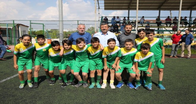 Darıcada Yaz Spor Okulları Devam Ediyor