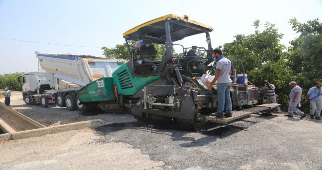 Erdemlide Asfaltlama Çalışmaları Sürüyor